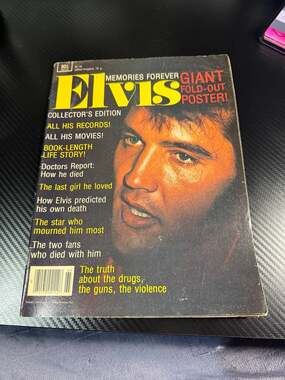 Elvis Memories Forever Collector's Edition Magazine with Giant Fold-Out Poster D